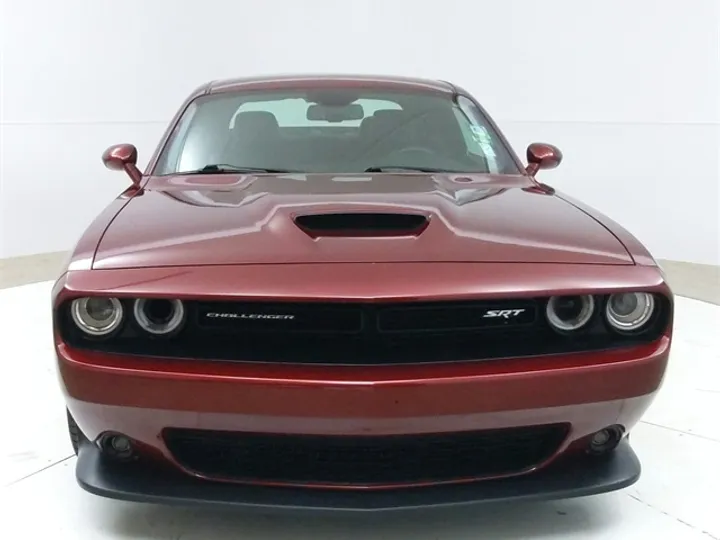 Octane Red Pearlcoat, 2018 DODGE CHALLENGER Image 2