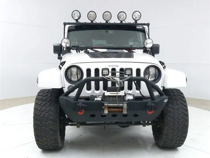 Bright White Clearcoat, 2014 JEEP WRANGLER Image 2