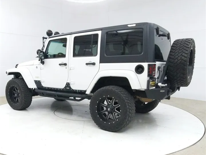 Bright White Clearcoat, 2014 JEEP WRANGLER Image 5