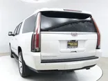 Crystal White Tricoat, 2017 CADILLAC ESCALADE ESV Thumnail Image 6