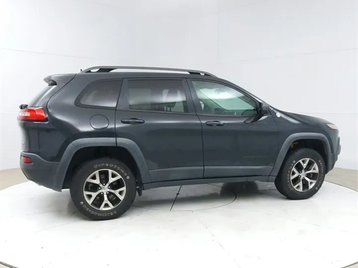 Rhino Clearcoat, 2016 JEEP CHEROKEE Image 8