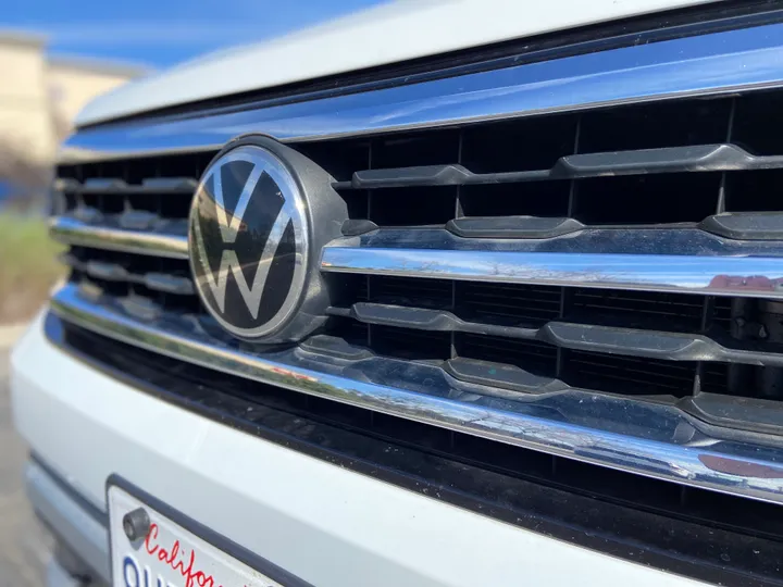 WHITE, 2021 VOLKSWAGEN ATLAS Image 52