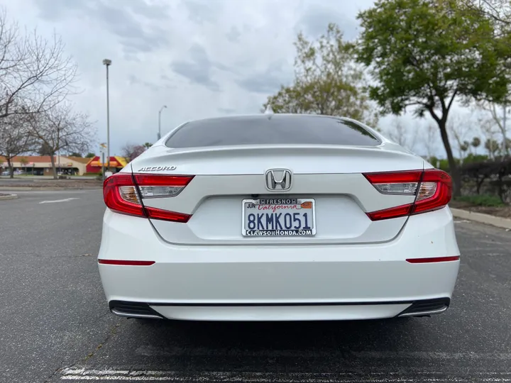 WHITE, 2019 HONDA ACCORD Image 22