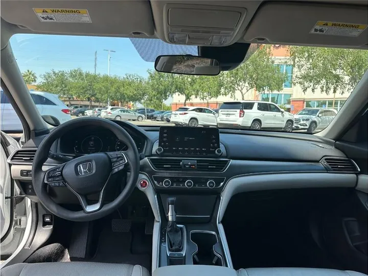 WHITE, 2019 HONDA ACCORD Image 7