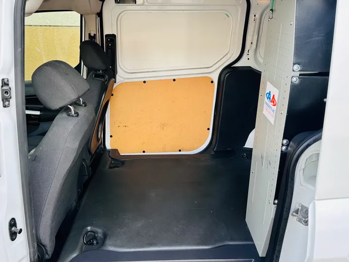 WHITE, 2015 FORD TRANSIT CONNECT CARGO Image 25