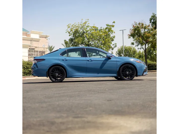 BLUE, 2023 TOYOTA CAMRY Image 8