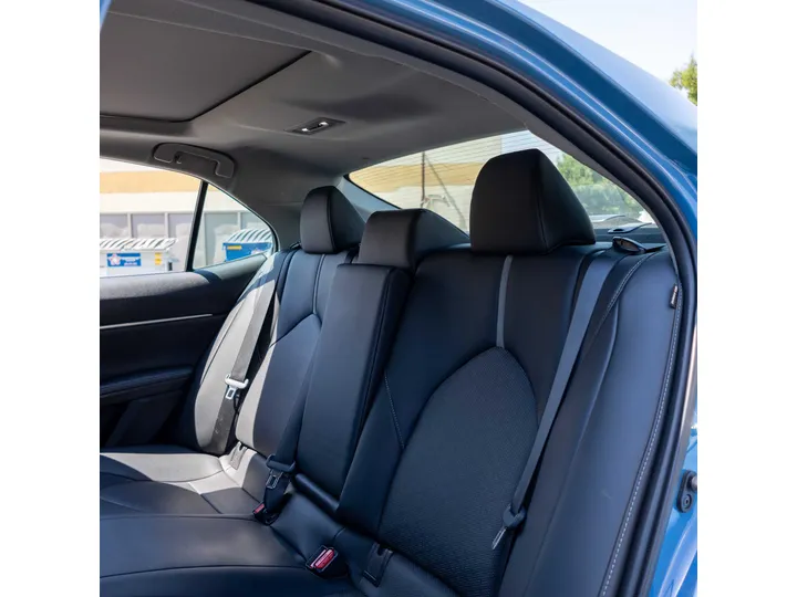 BLUE, 2023 TOYOTA CAMRY Image 16