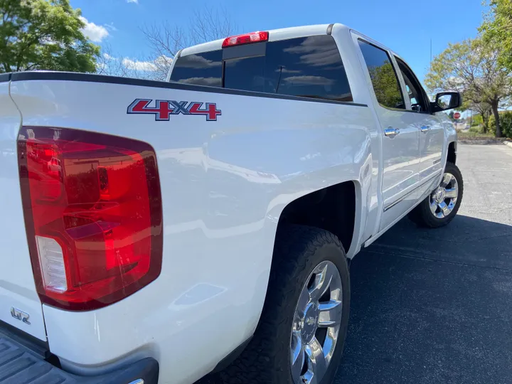 WHITE, 2016 CHEVROLET SILVERADO 1500 CREW CAB Image 16