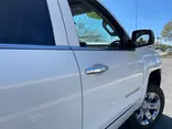 WHITE, 2016 CHEVROLET SILVERADO 1500 CREW CAB Thumnail Image 26