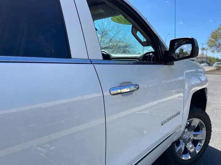 WHITE, 2016 CHEVROLET SILVERADO 1500 CREW CAB Image 26