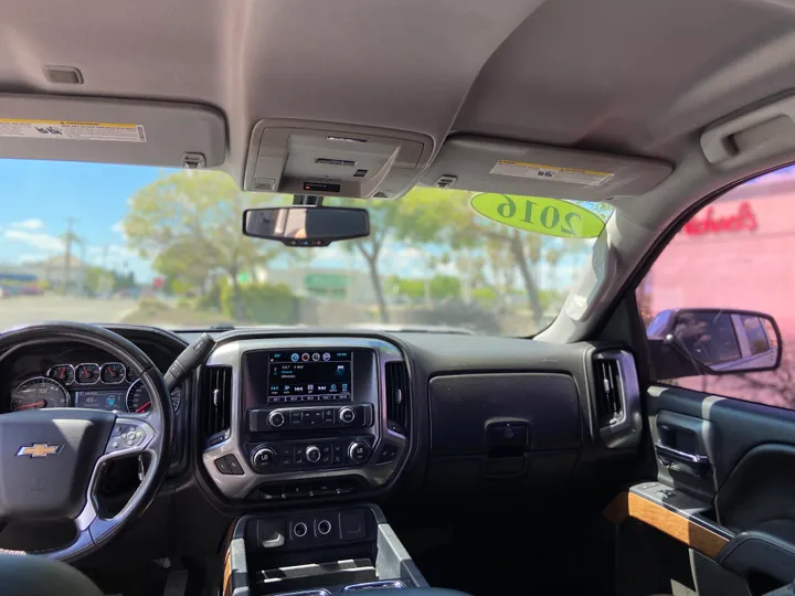 WHITE, 2016 CHEVROLET SILVERADO 1500 CREW CAB Image 45