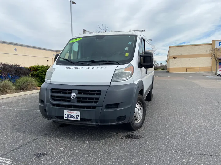 WHITE, 2017 RAM PROMASTER CARGO VAN Image 9