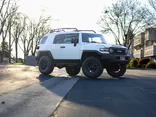 WHITE, 2013 TOYOTA FJ CRUISER Thumnail Image 2