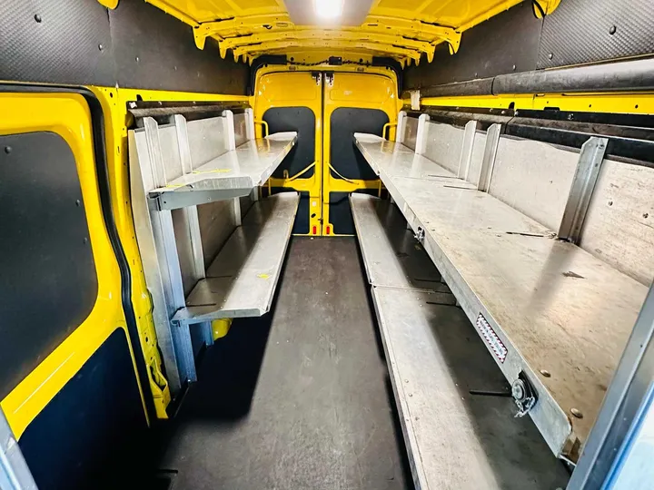 YELLOW, 2016 FORD TRANSIT 250 VAN Image 24