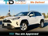 WHITE, 2021 TOYOTA RAV4 Thumnail Image 1