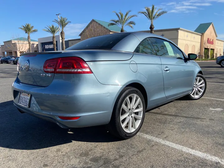 BLUE, 2012 VOLKSWAGEN EOS Image 2