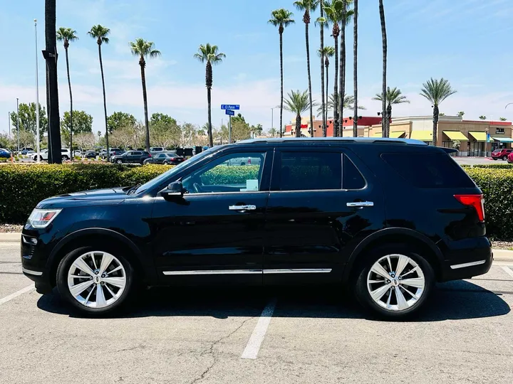 BLACK, 2019 FORD EXPLORER Image 3