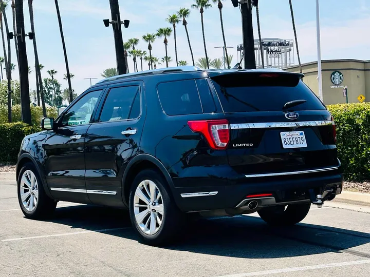 BLACK, 2019 FORD EXPLORER Image 4