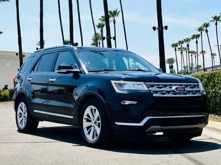 BLACK, 2019 FORD EXPLORER Image 9