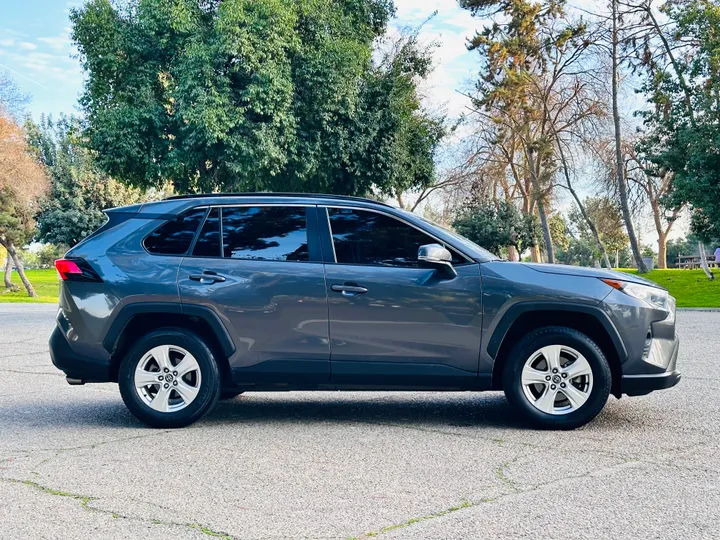 GRAY, 2021 TOYOTA RAV4 Image 8