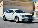 WHITE, 2017 NISSAN ALTIMA Thumnail Image 11