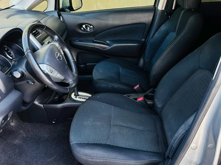 GRAY, 2014 NISSAN VERSA Image 14