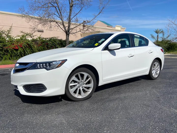 WHITE, 2017 ACURA ILX Image 12