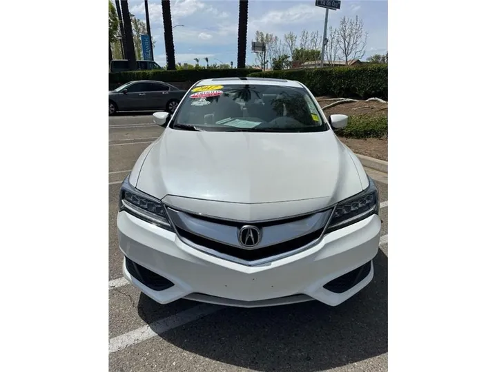 WHITE, 2017 ACURA ILX Image 5