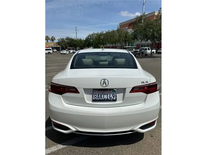 WHITE, 2017 ACURA ILX Image 6