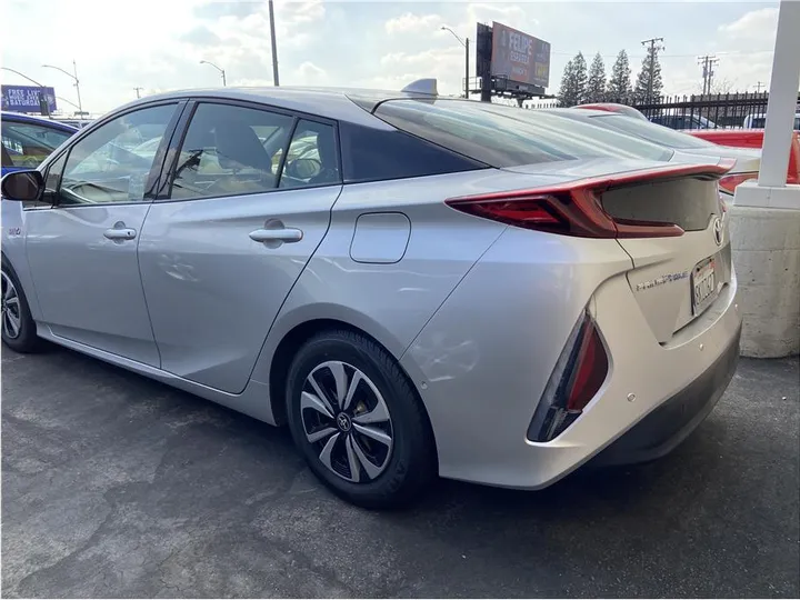 SILVER, 2017 TOYOTA PRIUS PRIME Image 3