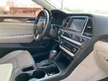 WHITE, 2018 HYUNDAI SONATA Thumnail Image 31