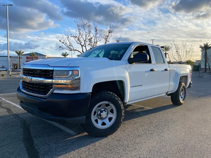 WHITE, 2016 CHEVROLET SILVERADO 1500 DOUBLE CAB Image 9