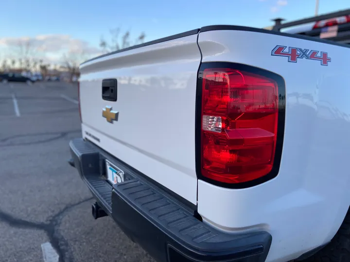 WHITE, 2016 CHEVROLET SILVERADO 1500 DOUBLE CAB Image 22