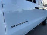 WHITE, 2016 CHEVROLET SILVERADO 1500 DOUBLE CAB Thumnail Image 27
