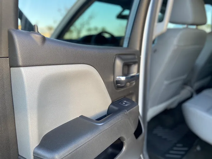 WHITE, 2016 CHEVROLET SILVERADO 1500 DOUBLE CAB Image 43