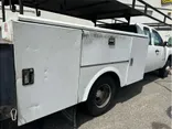 WHITE, 2007 CHEVROLET SILVERADO 3500 HD EXTENDED CAB & CHASSIS Thumnail Image 6