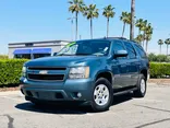 BLUE, 2009 CHEVROLET TAHOE Thumnail Image 2