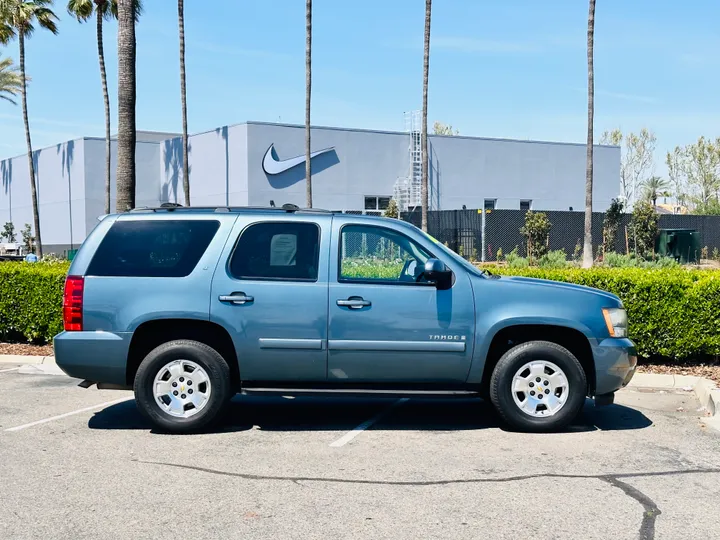 BLUE, 2009 CHEVROLET TAHOE Image 17