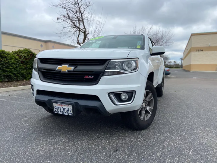 WHITE, 2018 CHEVROLET COLORADO CREW CAB Image 33