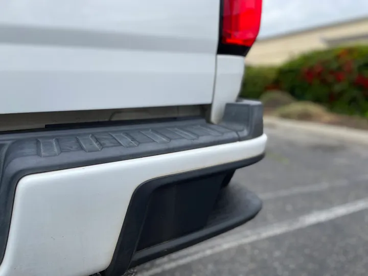 WHITE, 2018 CHEVROLET COLORADO CREW CAB Image 46