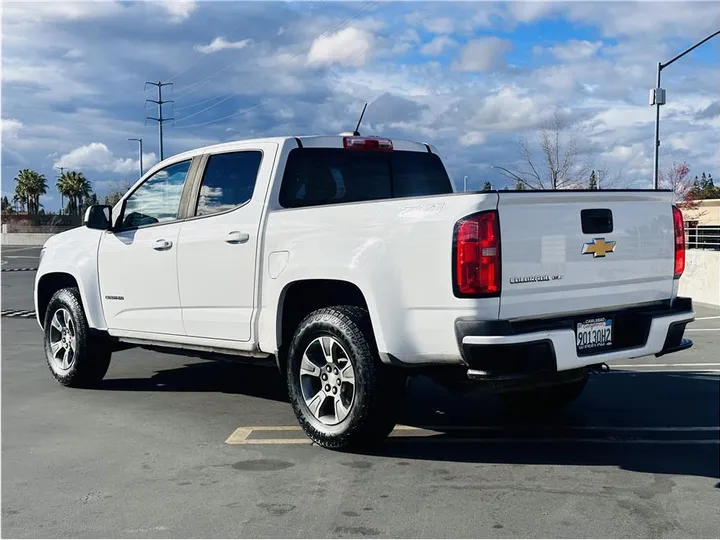 WHITE, 2018 CHEVROLET COLORADO CREW CAB Image 3