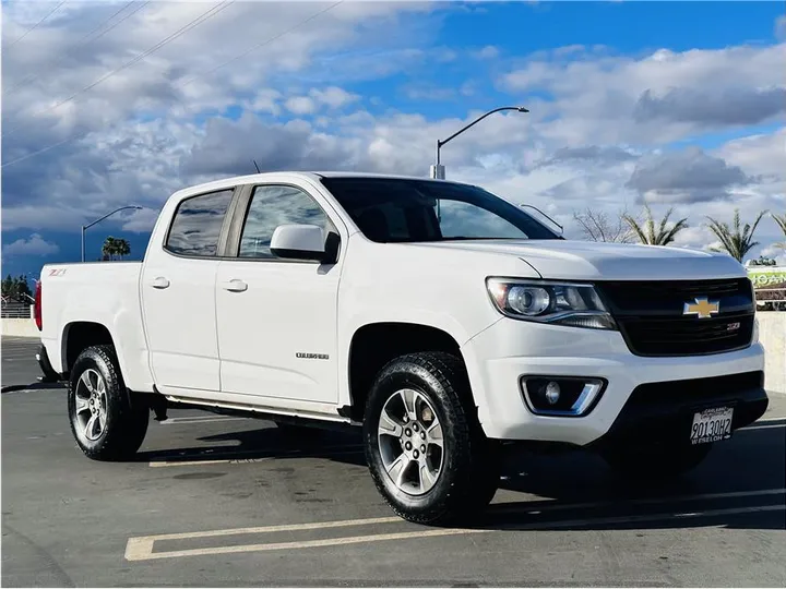 WHITE, 2018 CHEVROLET COLORADO CREW CAB Image 7