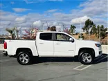 WHITE, 2018 CHEVROLET COLORADO CREW CAB Thumnail Image 6