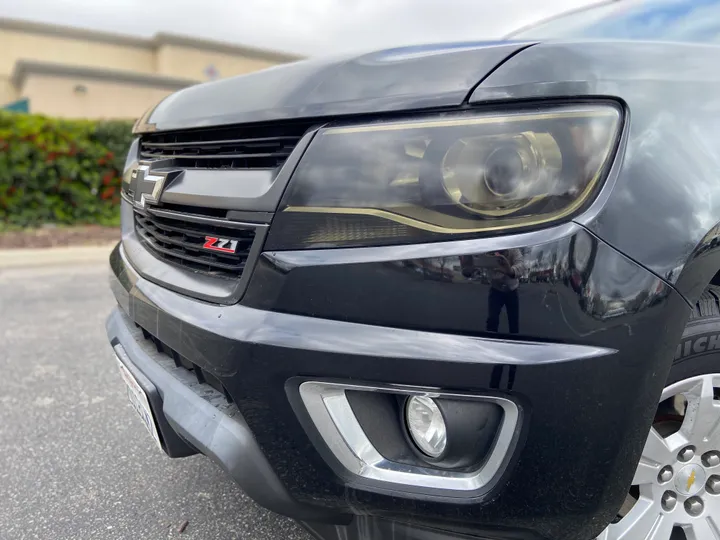 BLACK, 2018 CHEVROLET COLORADO CREW CAB Image 15