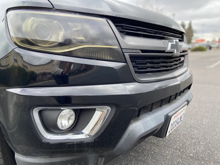 BLACK, 2018 CHEVROLET COLORADO CREW CAB Image 16