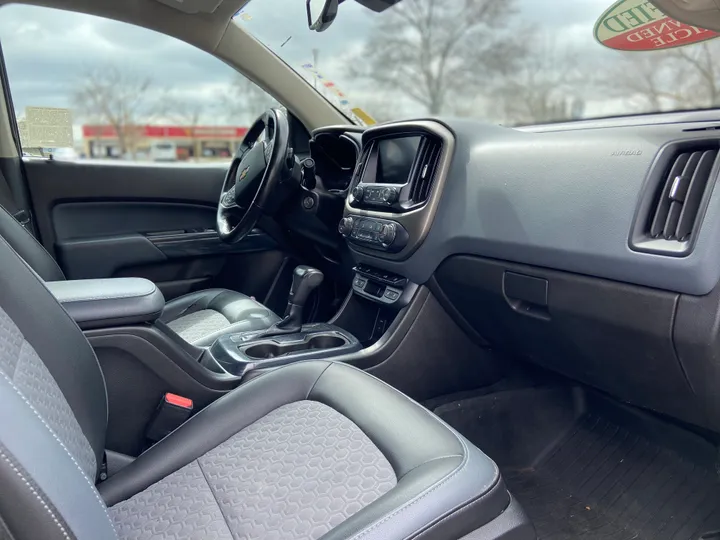 BLACK, 2018 CHEVROLET COLORADO CREW CAB Image 33