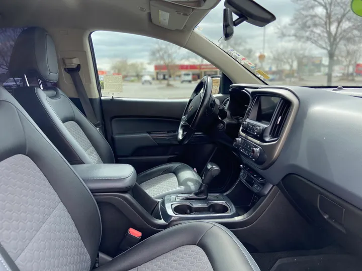 BLACK, 2018 CHEVROLET COLORADO CREW CAB Image 37