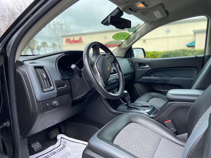 BLACK, 2018 CHEVROLET COLORADO CREW CAB Image 50