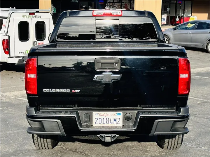 BLACK, 2018 CHEVROLET COLORADO CREW CAB Image 4