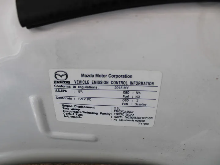 WHITE, 2015 MAZDA MAZDA6 Image 28